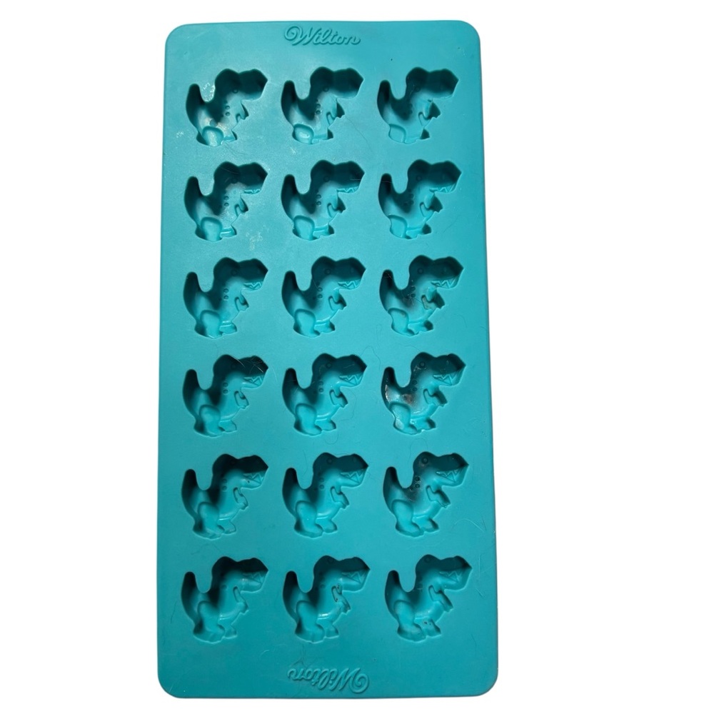 Wilton 18-Cavity Dinosaur Silicone Candy Mold